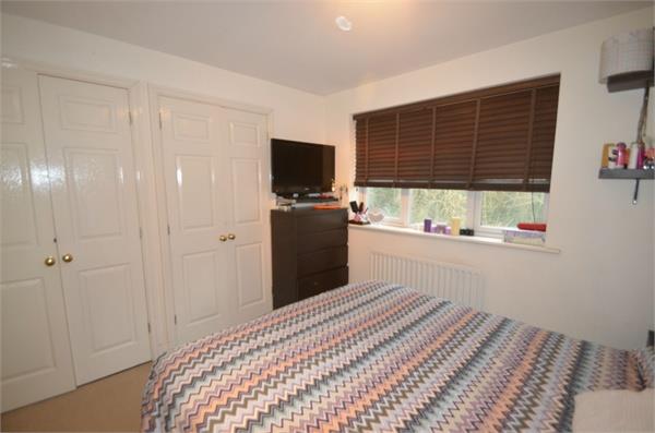 Tiverton Way, Mill Hill